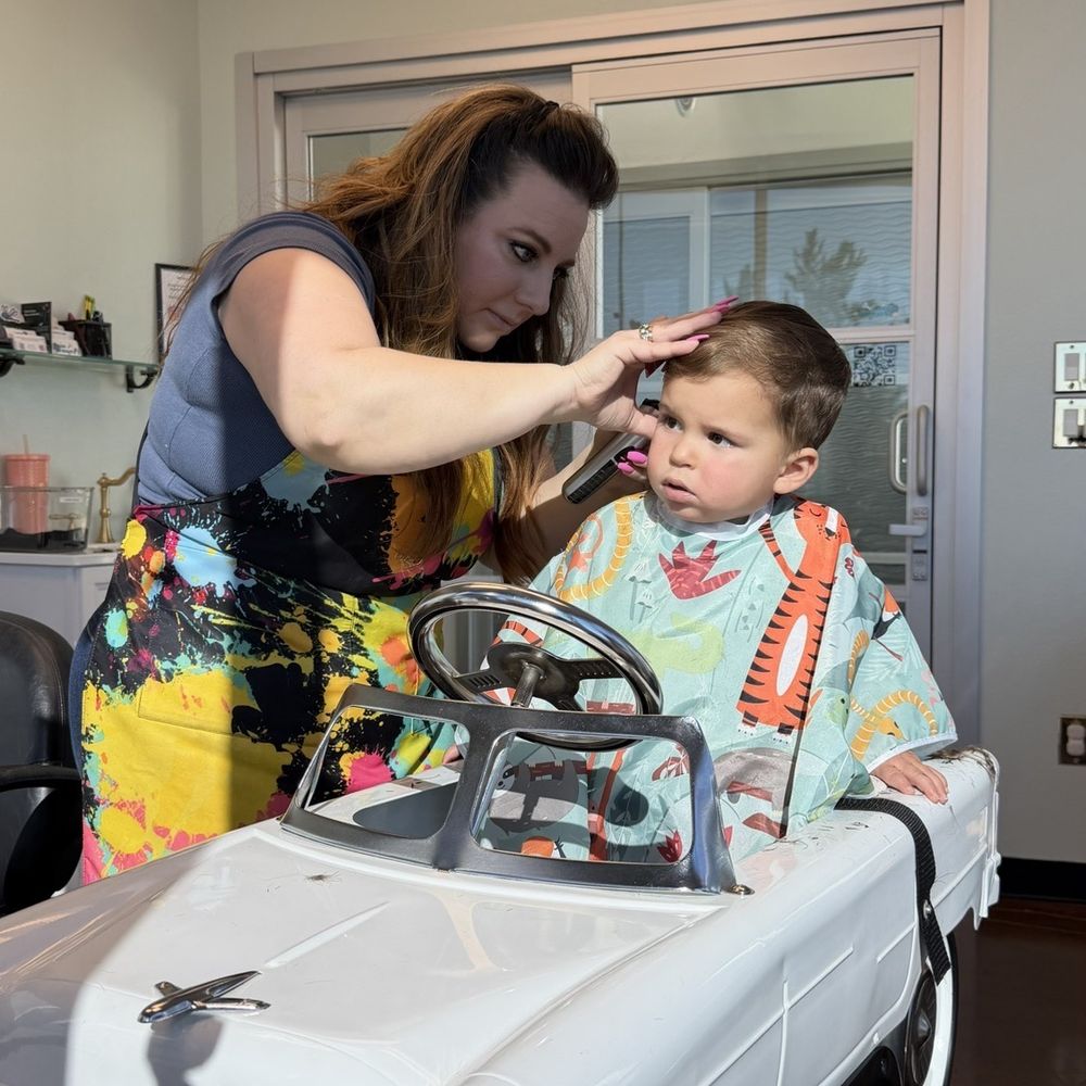 Kids Haircuts in Roseville, CA: A Stylist’s Guide First Haircut Experience